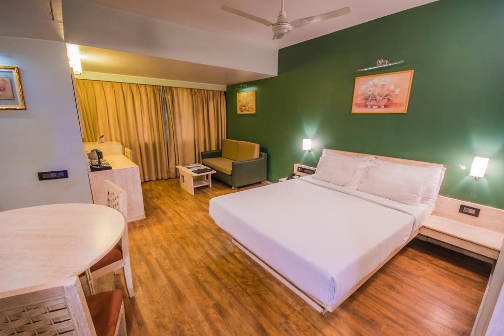 Infiniti Hotel And Spa Indore Dış mekan fotoğraf