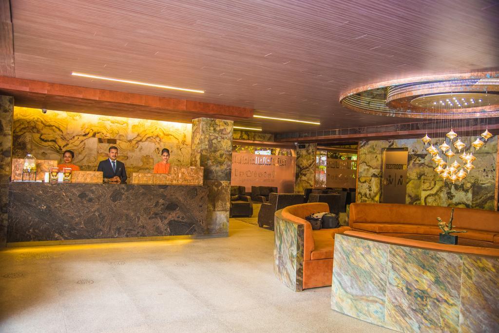 Infiniti Hotel And Spa Indore Dış mekan fotoğraf